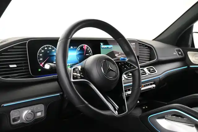 Harmaa Maastoauto, Mercedes-Benz GLE – VAR-72029