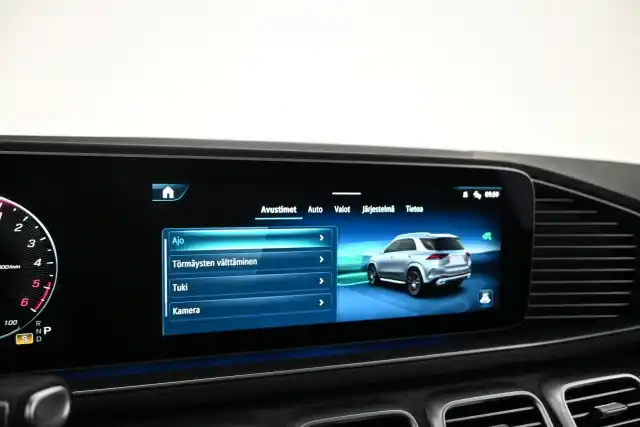 Harmaa Maastoauto, Mercedes-Benz GLE – VAR-72029