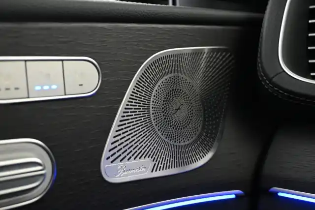 Harmaa Maastoauto, Mercedes-Benz GLE – VAR-72029