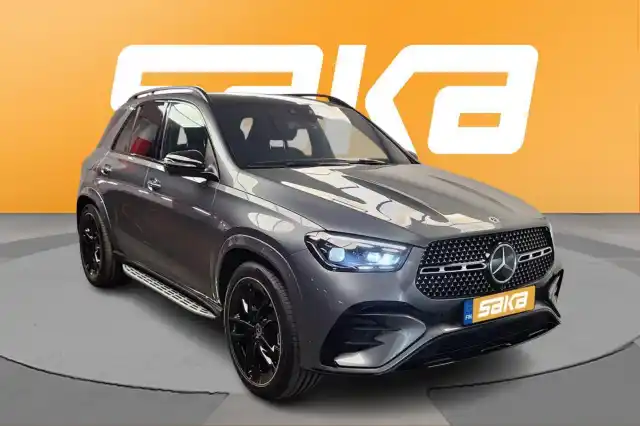 Harmaa Maastoauto, Mercedes-Benz GLE – VAR-72029