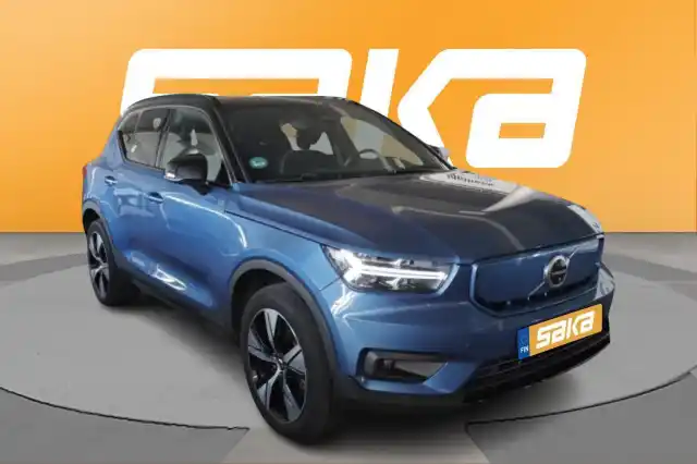 Sininen Maastoauto, Volvo XC40 – VAR-73124