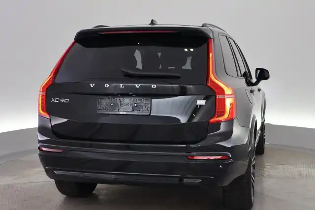 Musta Maastoauto, Volvo XC90 – VAR-73293