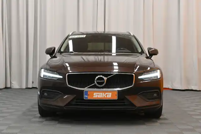 Ruskea Farmari, Volvo V60 – VAR-73556