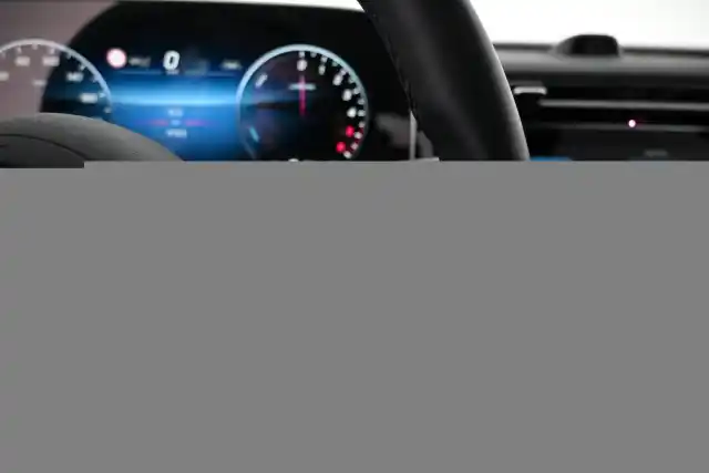 Valkoinen Farmari, Mercedes-Benz E – VAR-73575