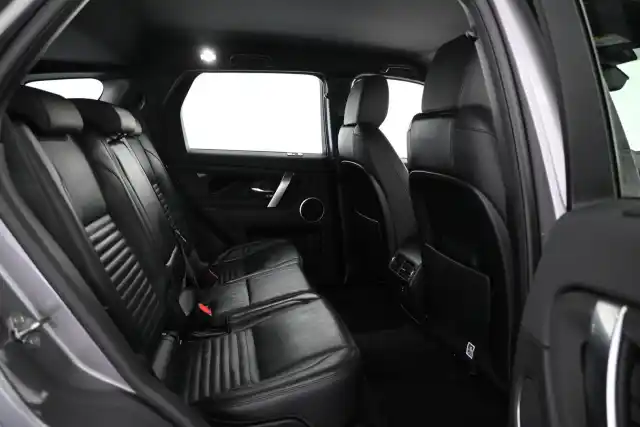 Harmaa Maastoauto, Land Rover Discovery Sport – VAR-74117