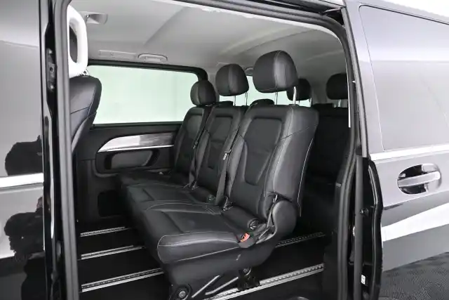 Musta Tila-auto, Mercedes-Benz EQV – VAR-74128