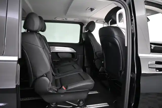 Musta Tila-auto, Mercedes-Benz EQV – VAR-74128