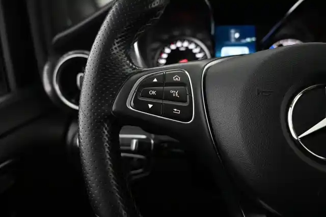 Musta Tila-auto, Mercedes-Benz EQV – VAR-74128