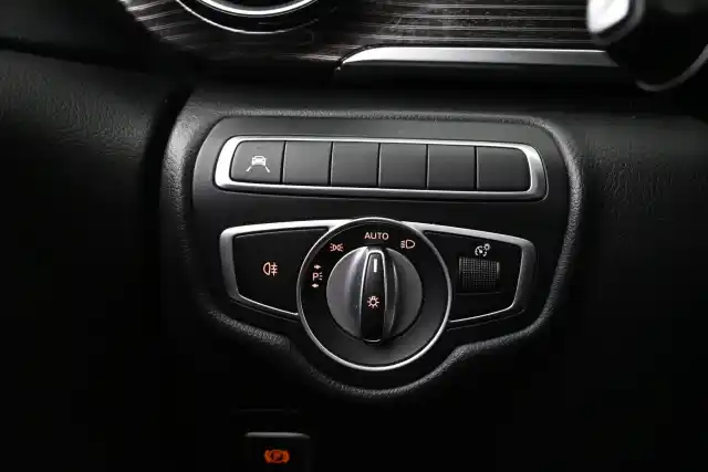 Musta Tila-auto, Mercedes-Benz EQV – VAR-74128