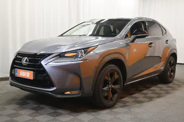 Harmaa Maastoauto, Lexus NX – VAR-74655