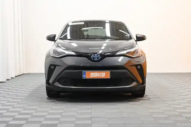 Musta Maastoauto, Toyota C-HR – VAR-75132