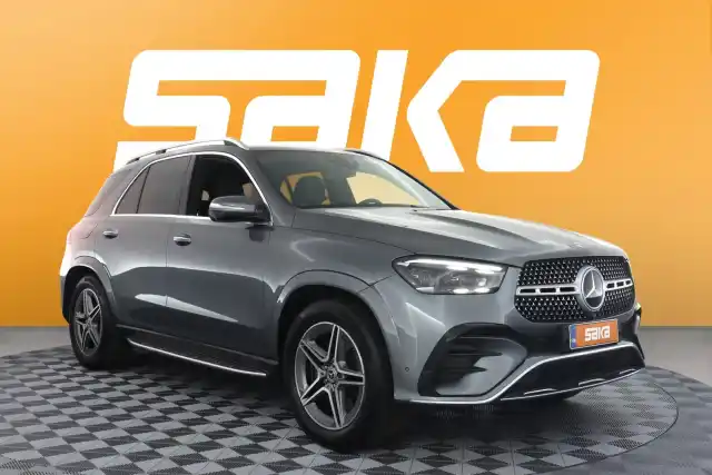 Harmaa Maastoauto, Mercedes-Benz GLE – VAR-75509
