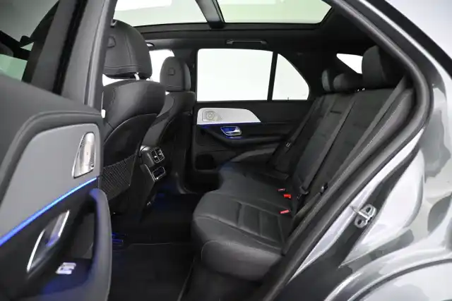 Harmaa Maastoauto, Mercedes-Benz GLE – VAR-75509