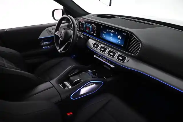 Harmaa Maastoauto, Mercedes-Benz GLE – VAR-75509