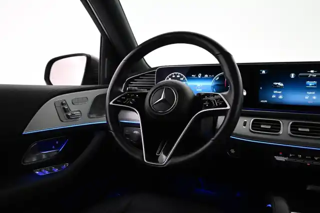 Harmaa Maastoauto, Mercedes-Benz GLE – VAR-75509