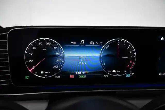 Harmaa Maastoauto, Mercedes-Benz GLE – VAR-75509