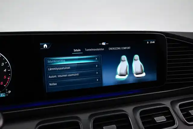 Harmaa Maastoauto, Mercedes-Benz GLE – VAR-75509