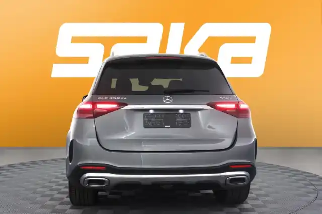 Harmaa Maastoauto, Mercedes-Benz GLE – VAR-75509
