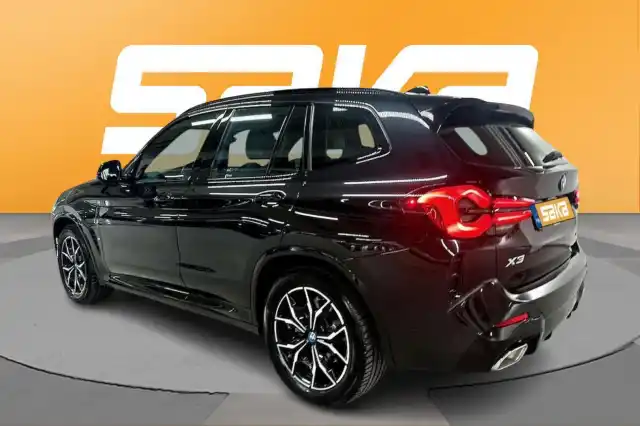 Musta Maastoauto, BMW X3 – VAR-75537