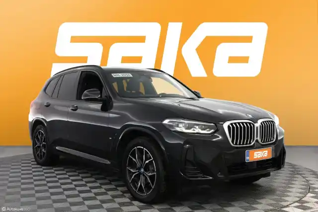 Musta Maastoauto, BMW X3 – VAR-75537