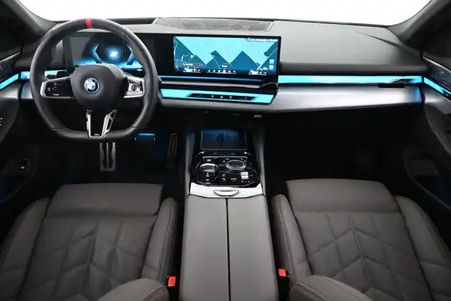 Harmaa Farmari, BMW I5 M60 – VAR-75688
