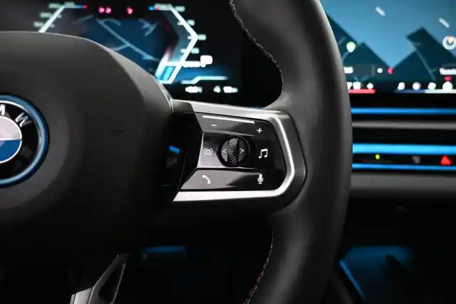 Harmaa Farmari, BMW I5 M60 – VAR-75688