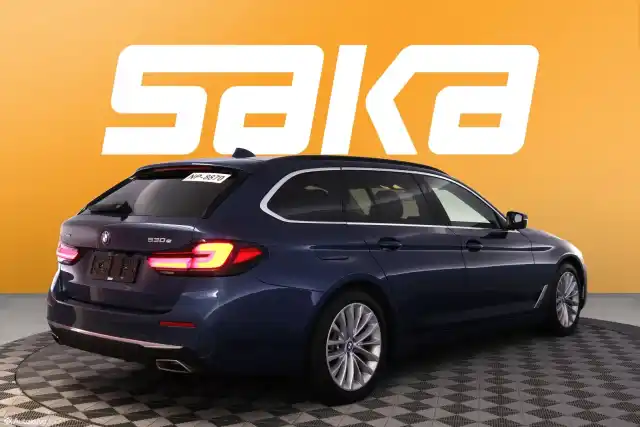 Sininen Farmari, BMW 530 – VAR-76111