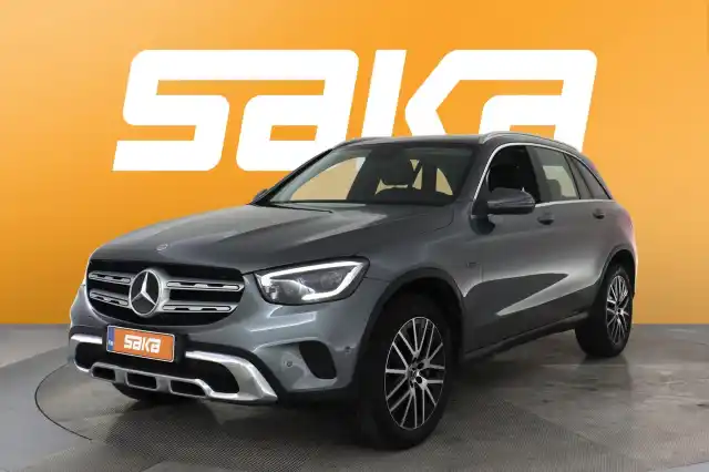 Harmaa Maastoauto, Mercedes-Benz GLC – VAR-76310