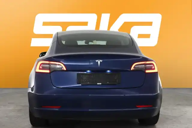 Sininen Sedan, Tesla Model 3 – VAR-76559