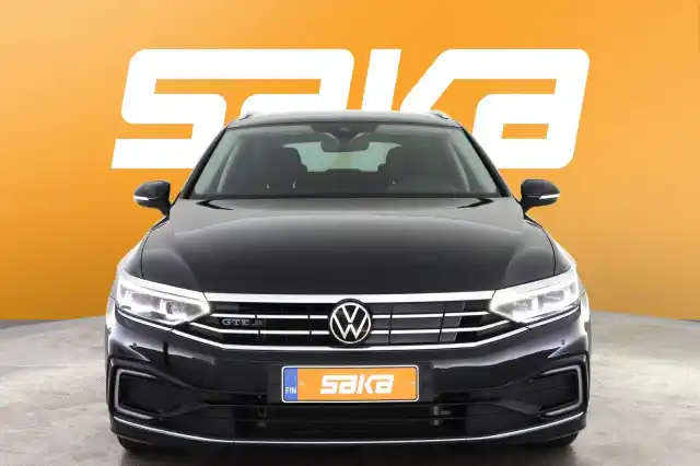 Musta Farmari, Volkswagen Passat – VAR-76603