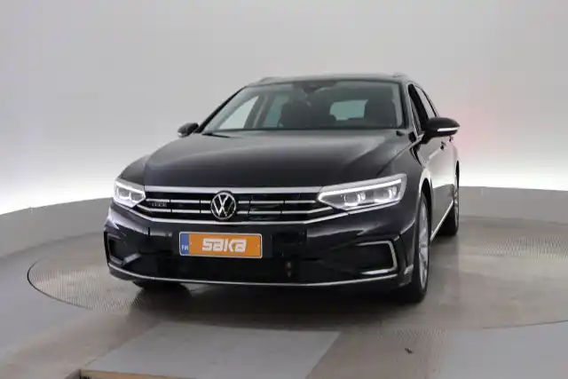 Musta Farmari, Volkswagen Passat – VAR-76603