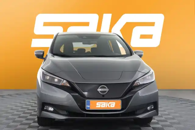 Harmaa Viistoperä, Nissan Leaf – VAR-76765