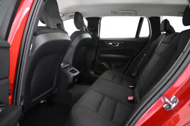 Punainen Farmari, Volvo V60 – VAR-77156