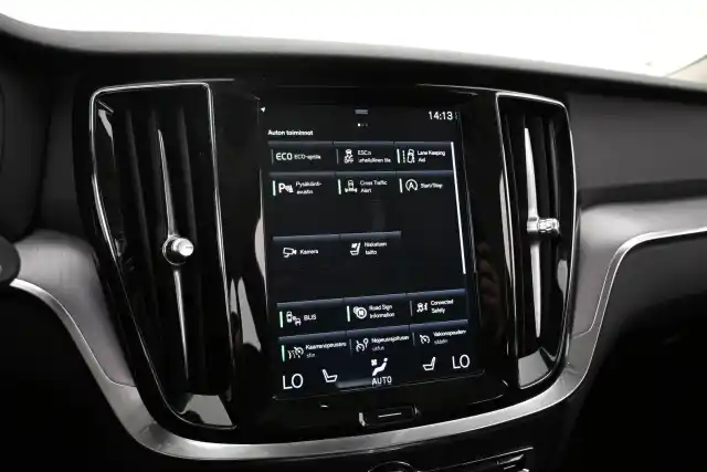 Punainen Farmari, Volvo V60 – VAR-77156