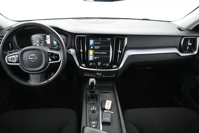 Punainen Farmari, Volvo V60 – VAR-77156