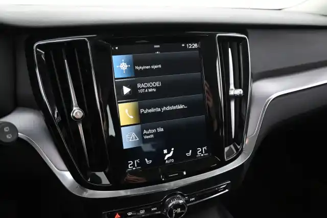 Punainen Farmari, Volvo V60 – VAR-77156