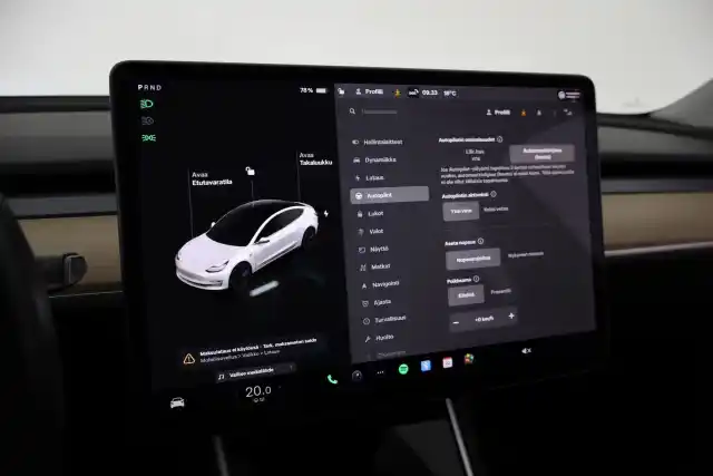 Valkoinen Sedan, Tesla Model 3 – VAR-77250