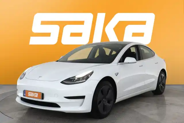 Valkoinen Sedan, Tesla Model 3 – VAR-77250