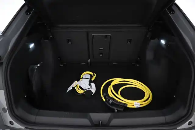 Harmaa Maastoauto, Volkswagen ID.4 – VAR-77394