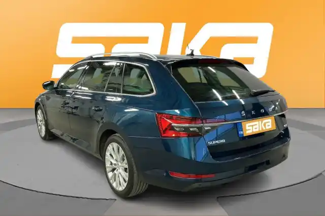 Vihreä Farmari, Skoda Superb – VAR-77747