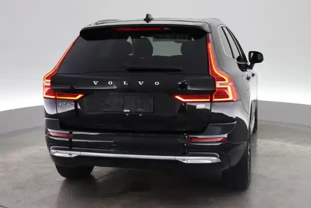 Musta Maastoauto, Volvo XC60 – VAR-77827