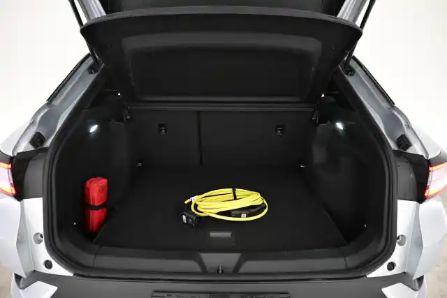 Harmaa Maastoauto, Volkswagen ID.4 – VAR-78151