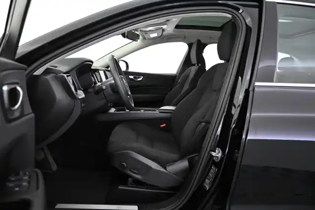 Musta Maastoauto, Volvo XC60 – VAR-78294