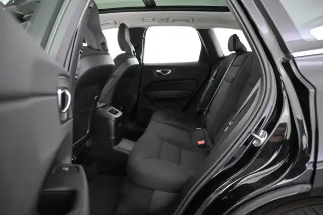 Musta Maastoauto, Volvo XC60 – VAR-78294