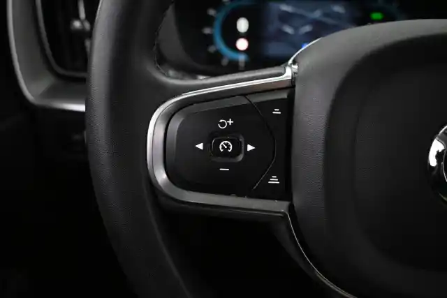 Musta Maastoauto, Volvo XC60 – VAR-78294