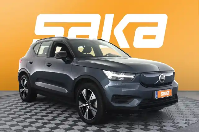 Sininen Maastoauto, Volvo XC40 – VAR-78389