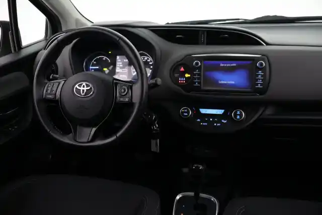 Hopea Viistoperä, Toyota Yaris – VAR-78673