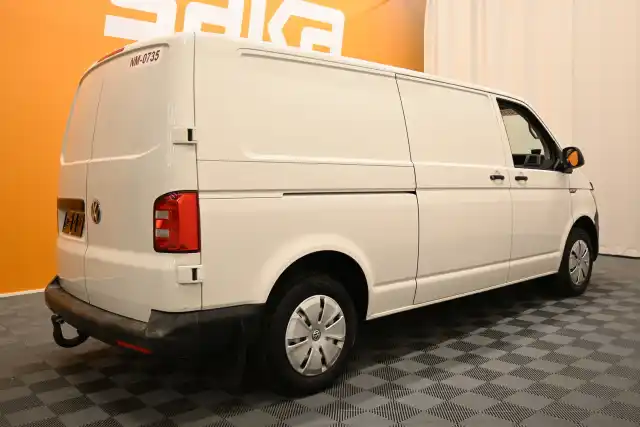 Valkoinen Pakettiauto, Volkswagen Transporter – VAR-78855