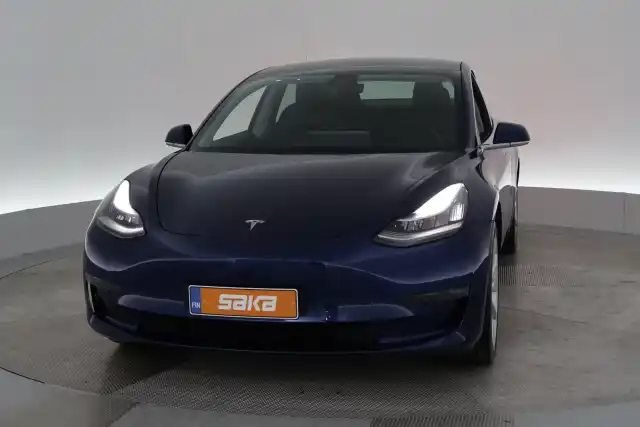 Sininen Sedan, Tesla Model 3 – VAR-79277