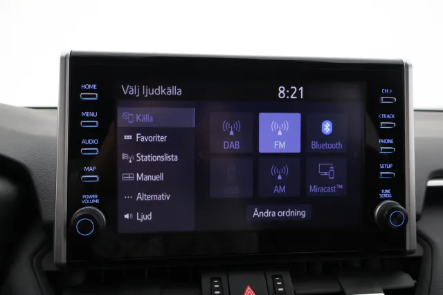 Harmaa Maastoauto, Toyota RAV4 Plug-in – VAR-79359